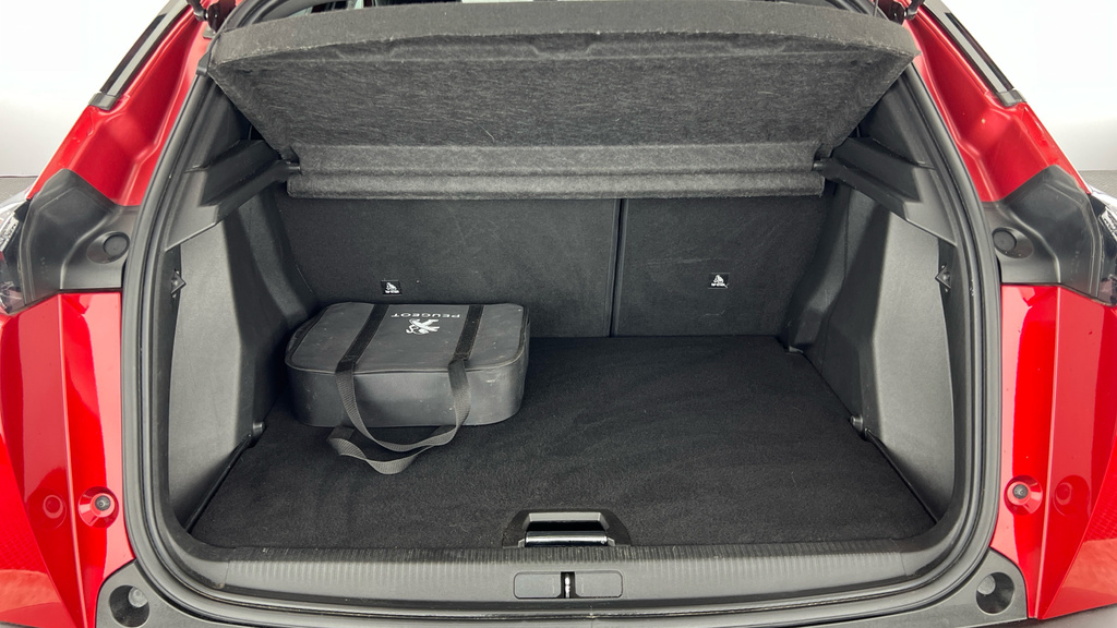 Peugeot e-2008 Gt Line Black #27
