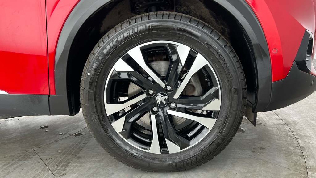 Peugeot e-2008 Gt Line Black #32