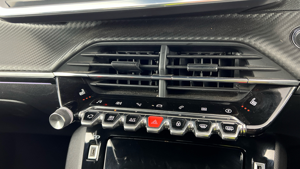 Peugeot e-2008 Gt Line Black #13