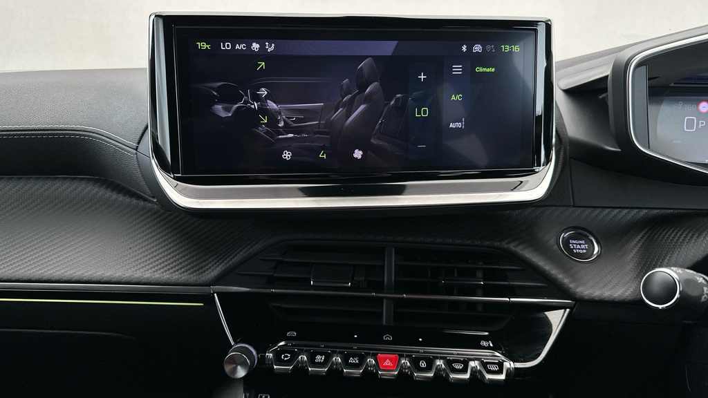 Peugeot 2008 Puretech Ss Allure Blue #17
