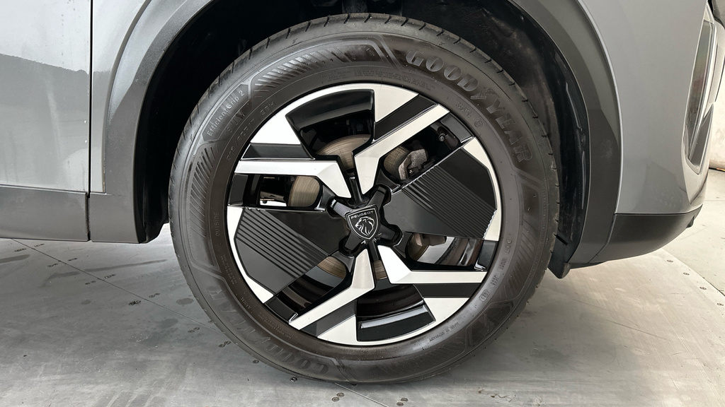 Peugeot 2008 Puretech Ss Allure Blue #25