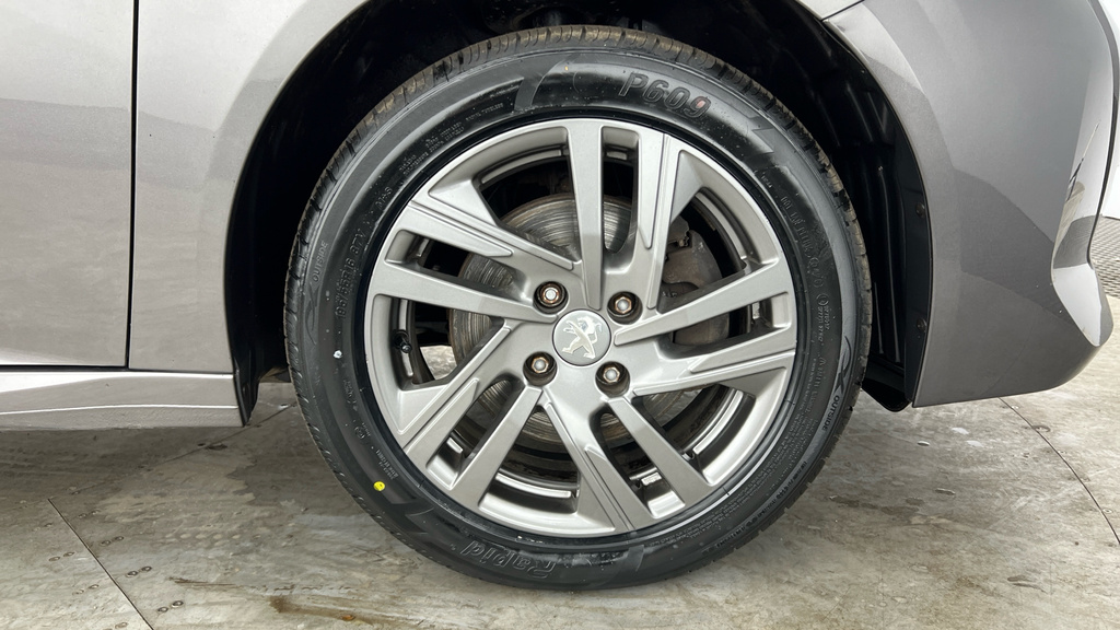 Peugeot 208 Hatchback Black #28
