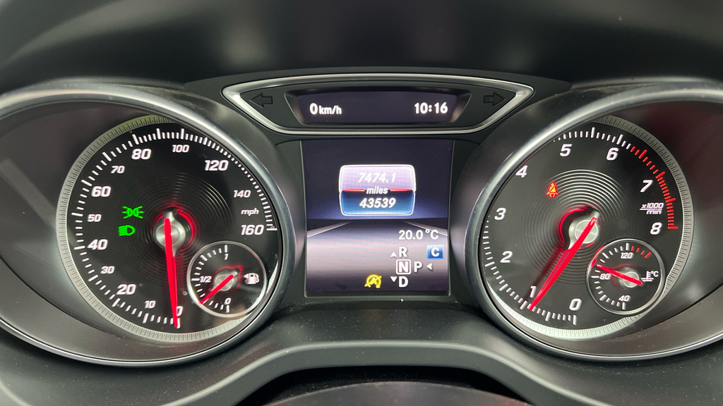 Mercedes-Benz GLA Class Amg Line Edition Black #19