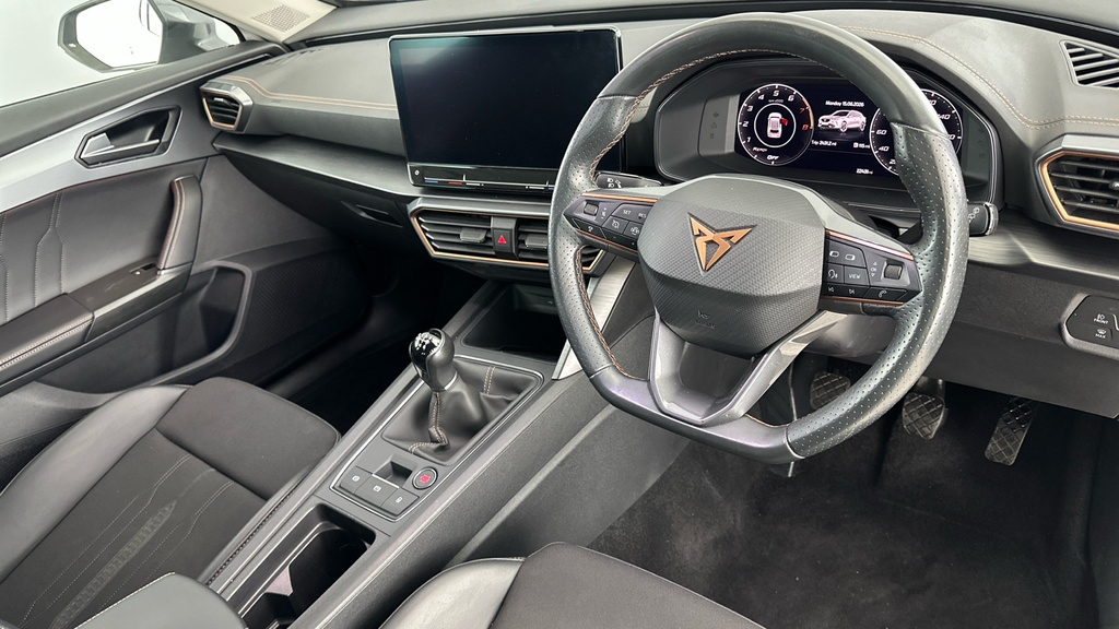Cupra Formentor 1.4 Ehybrid 245 Vz1 Dsg White #9