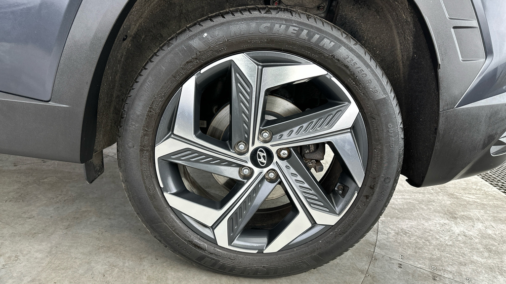 Hyundai Tucson Premium Grey #26
