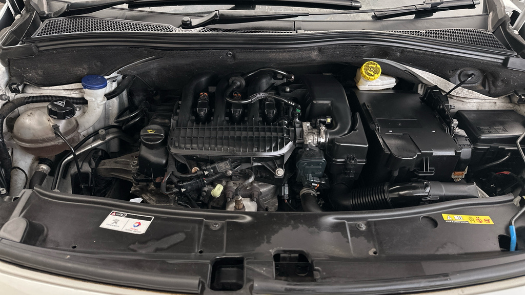 Peugeot 2008 Gt Line Grey #24