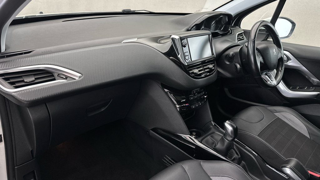 Peugeot 2008 Gt Line Grey #12