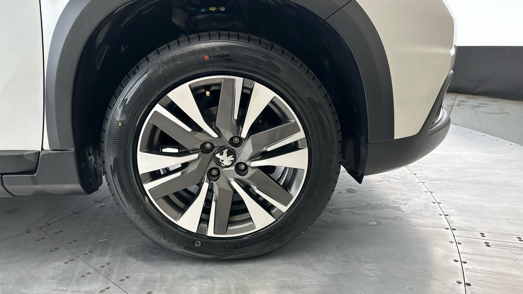 Peugeot 2008 Gt Line Grey #28