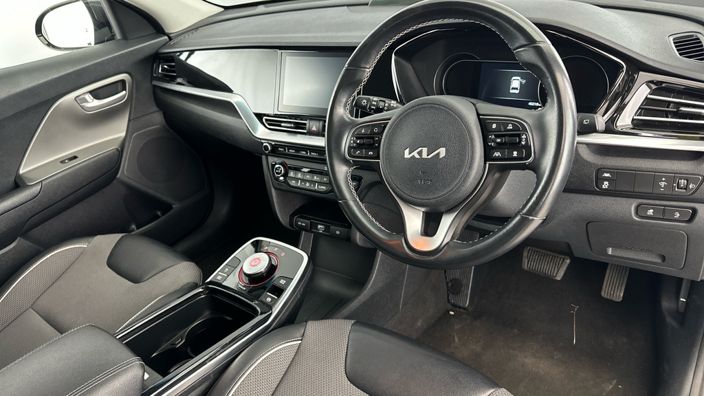 Kia e-Niro 64Kwh 2 Suv Black #9