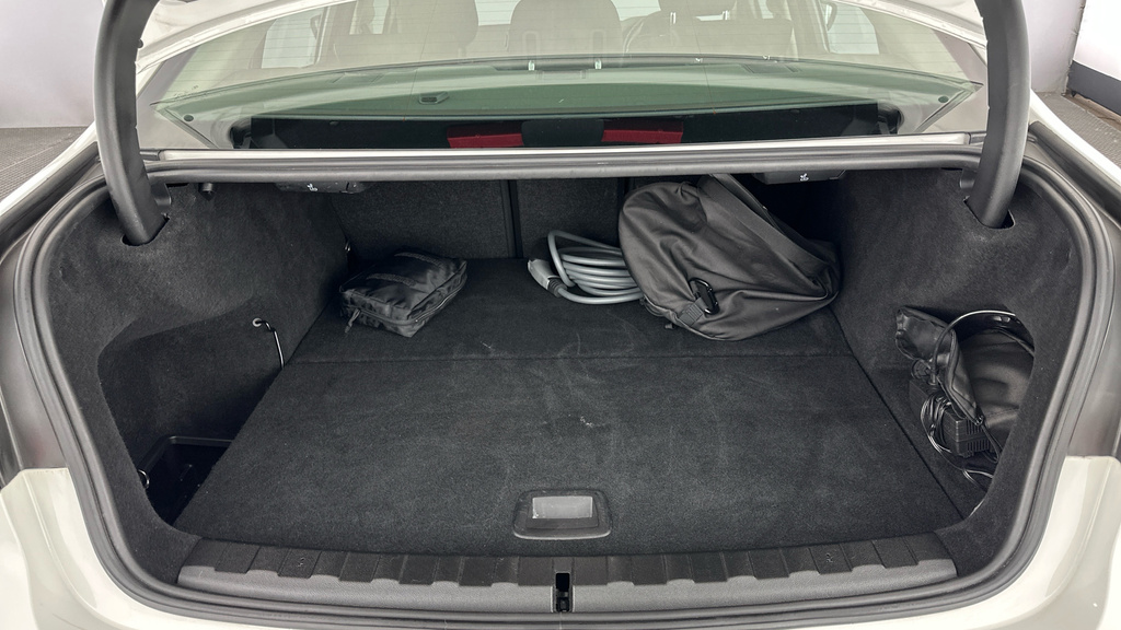 BMW 3 Series 3 Series 330E Se Pro Step Red #27