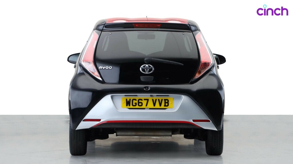 Toyota Aygo X X-press White #4