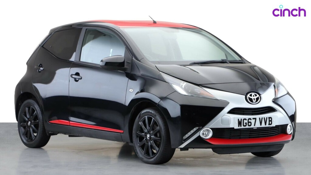 Toyota Aygo X X-press White #1