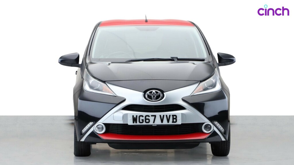 Toyota Aygo X X-press White #8