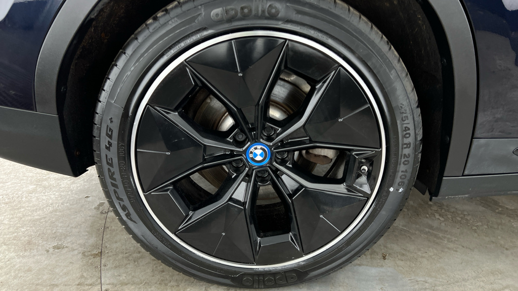 BMW iX3 80Kwh M Sport Black #29