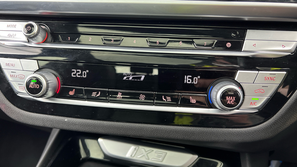 BMW iX3 80Kwh M Sport Black #19