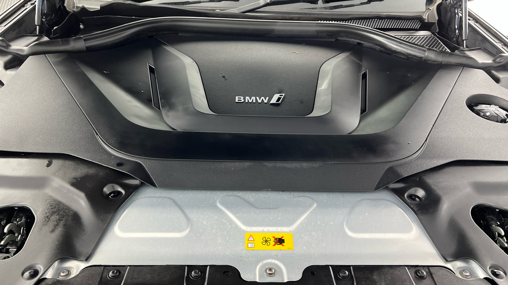 BMW iX3 80Kwh M Sport Black #26