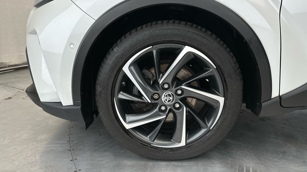 Toyota C-Hr Dynamic Grey #24