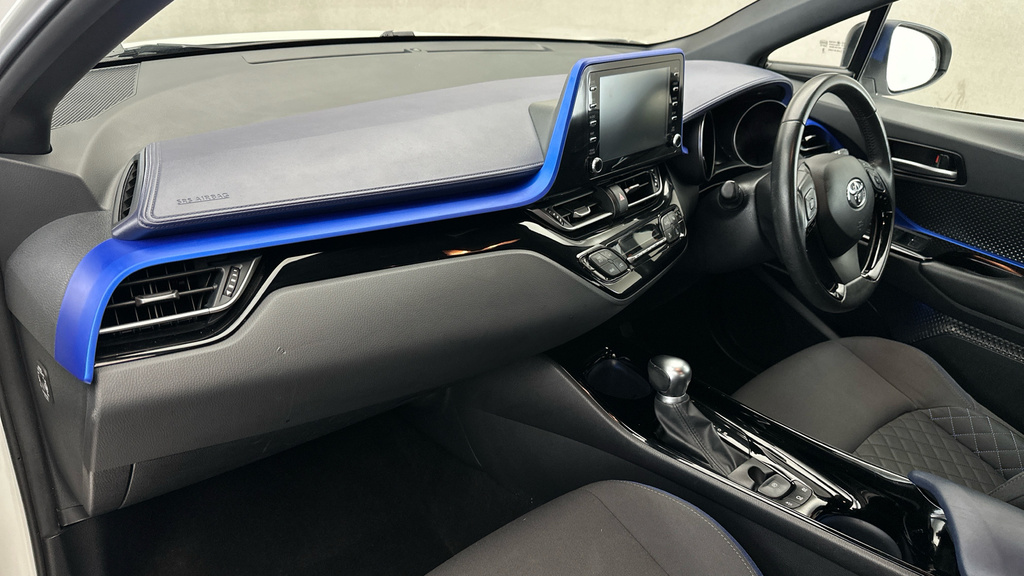 Toyota C-Hr Dynamic Grey #12