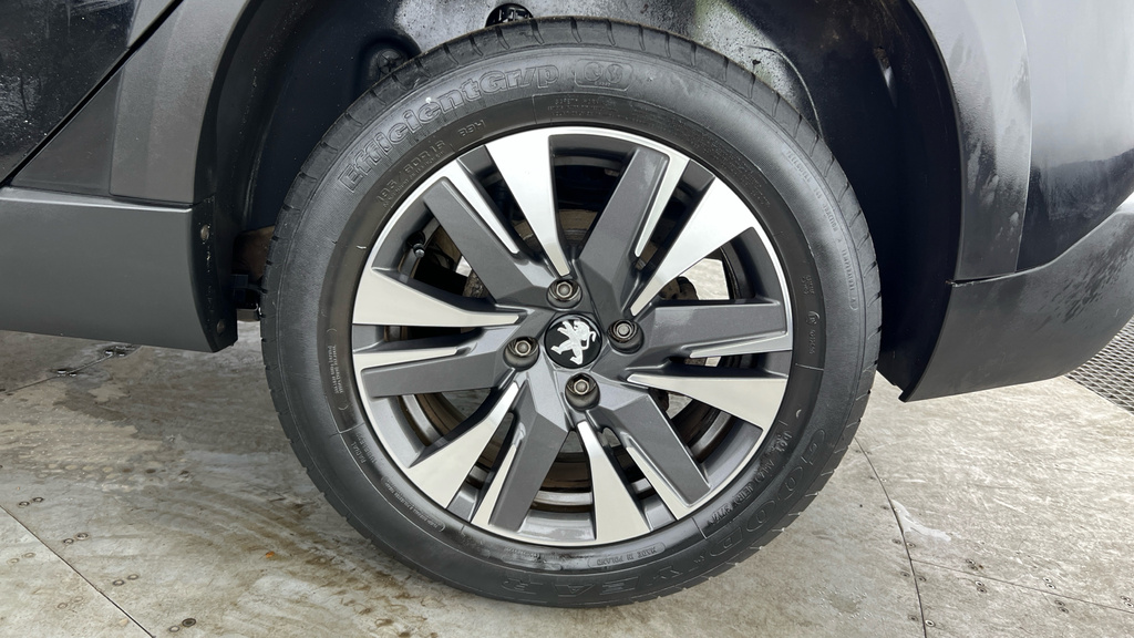 Peugeot 2008 2017 17 Puretech White #22