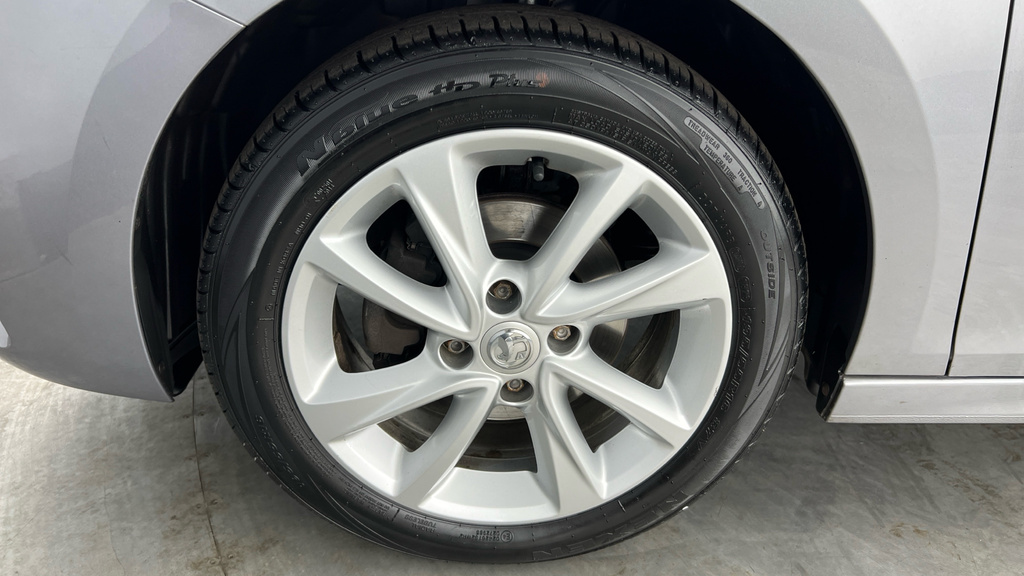 Vauxhall Corsa 1.2 Se Premium Hatchback  #24