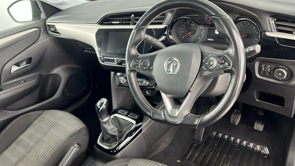 Vauxhall Corsa 1.2 Se Premium Hatchback  #9