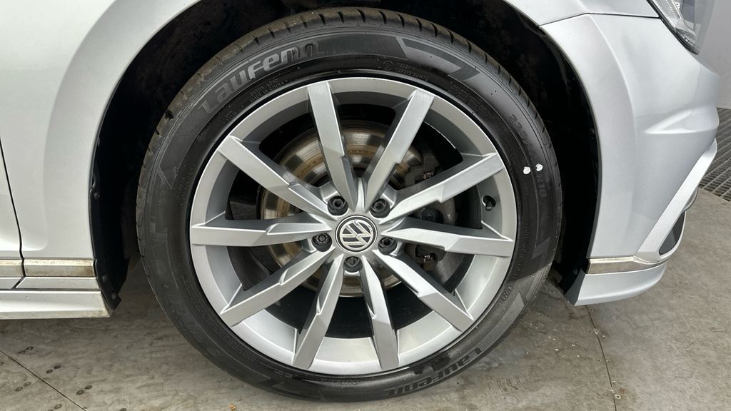 Volkswagen Passat 1.5 Tsi Evo Se Grey #30