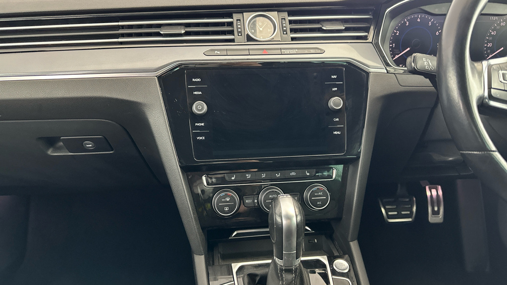 Volkswagen Passat 1.5 Tsi Evo Se Grey #22