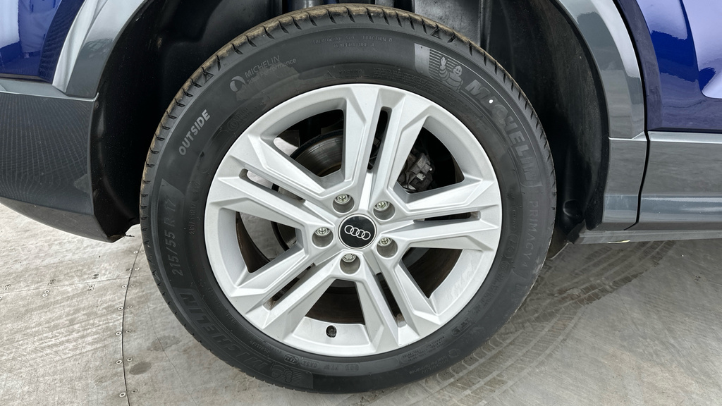 Audi Q2 30 Tfsi Sport Grey #29