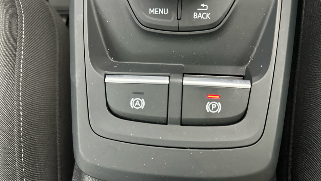Audi Q2 30 Tfsi Sport Grey #18