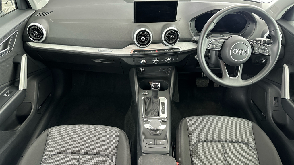 Audi Q2 30 Tfsi Sport Grey #13