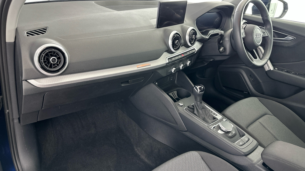 Audi Q2 30 Tfsi Sport Grey #10