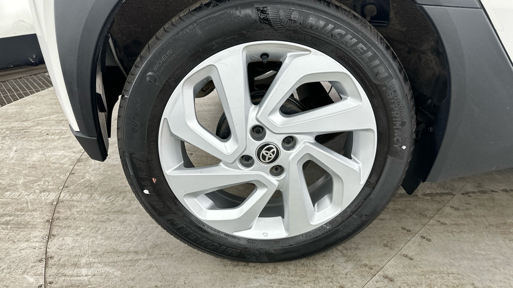Toyota Aygo X Edge Automatic Green #27