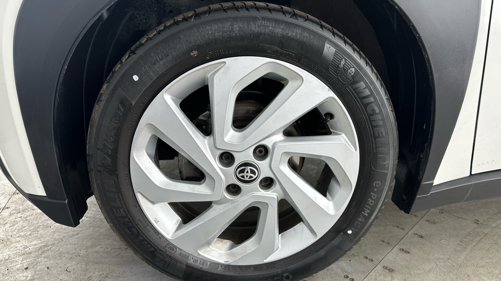 Toyota Aygo X Edge Automatic Green #25