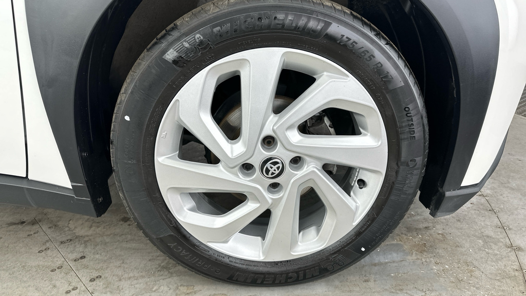 Toyota Aygo X Edge Automatic Green #28