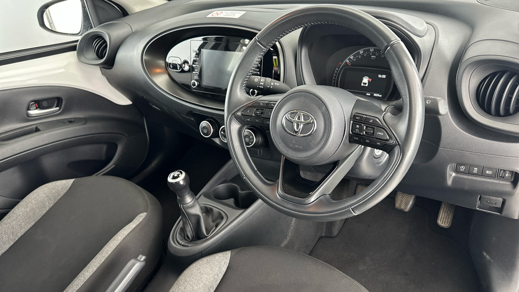 Toyota Aygo X Edge Automatic Green #9