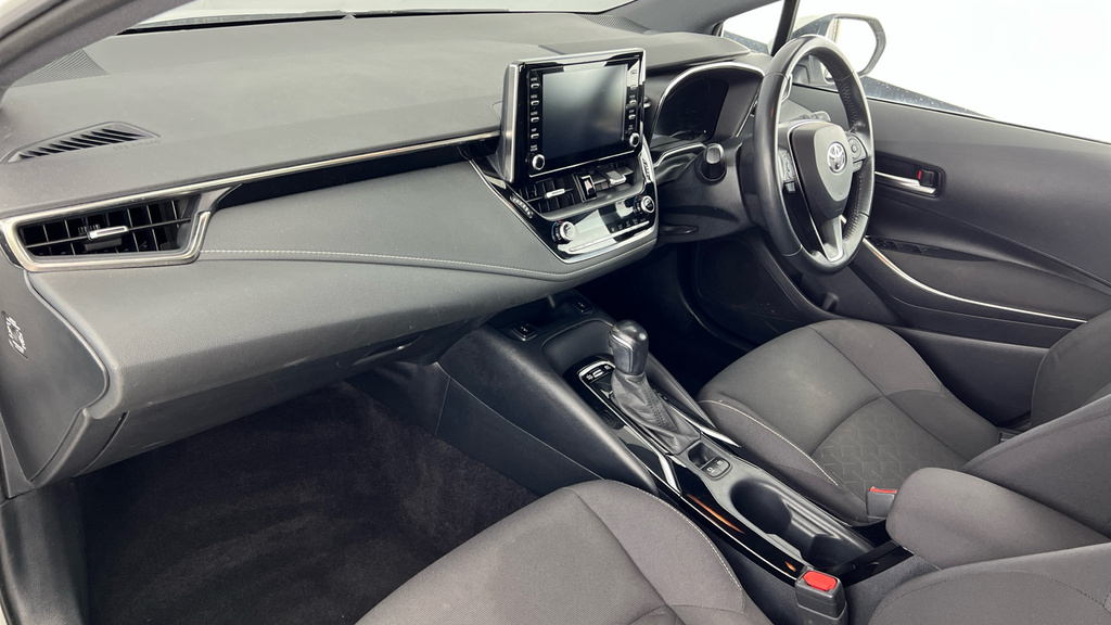 Toyota Corolla Vvt-h Icon Tech Black #11
