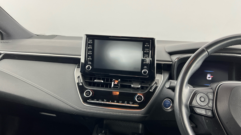 Toyota Corolla Vvt-h Icon Tech Black #16