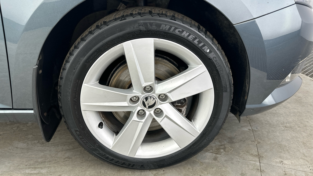 Skoda Fabia Se L Tsi Grey #28