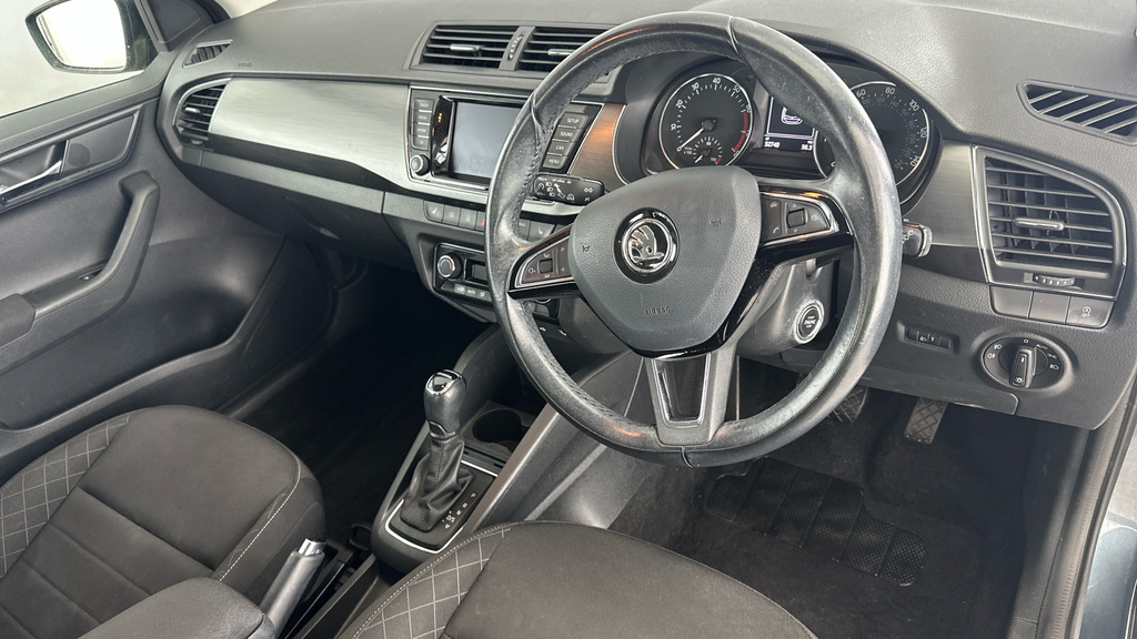 Skoda Fabia Se L Tsi Grey #9