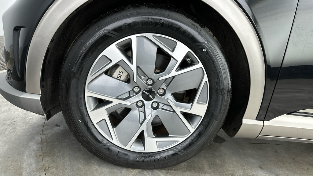 Genesis GV60 Suv 77.4Kwh Premium 2023 Grey #25
