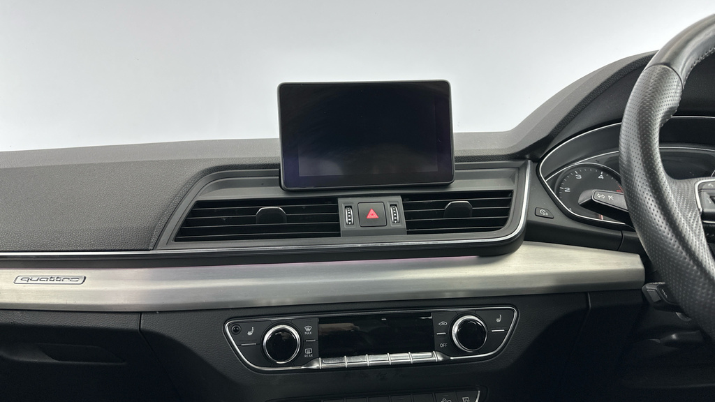 Audi Q5 Tfsi Quattro S Line Black #19