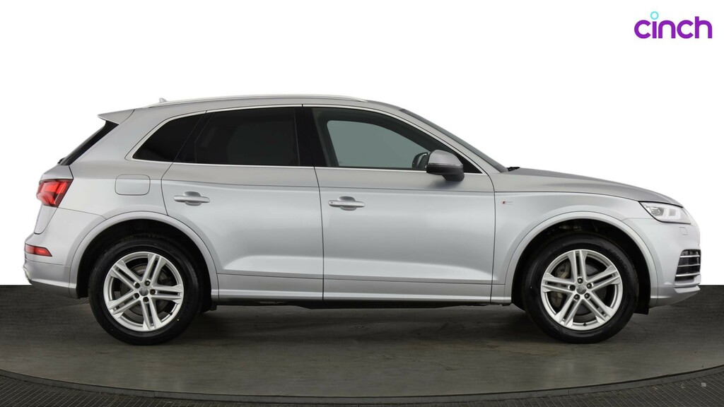Audi Q5 Tfsi Quattro S Line Black #2
