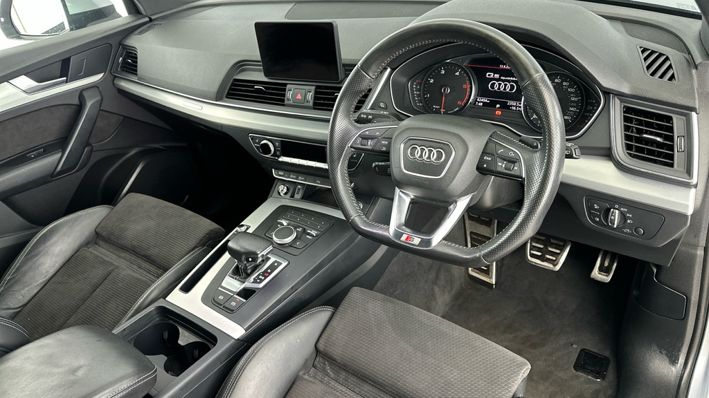 Audi Q5 Tfsi Quattro S Line Black #9