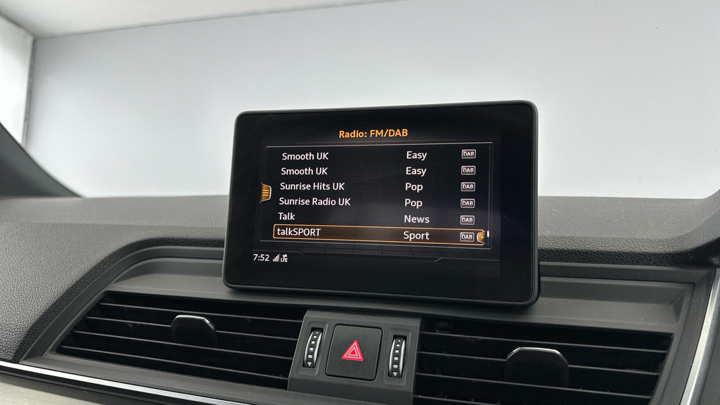 Audi Q5 Tfsi Quattro S Line Black #24