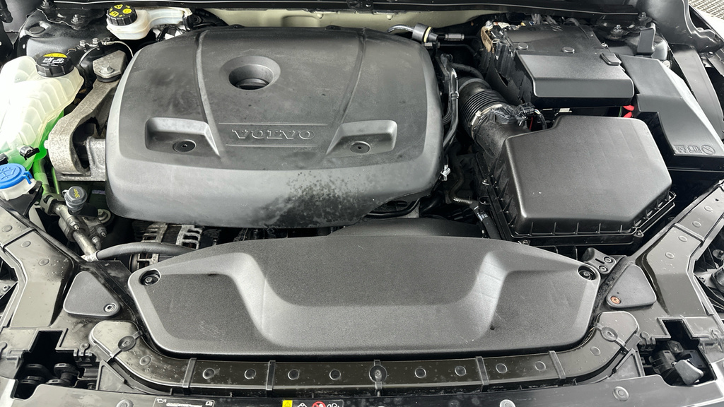 Volvo V40 T2 122 R Design Pro Blue #25