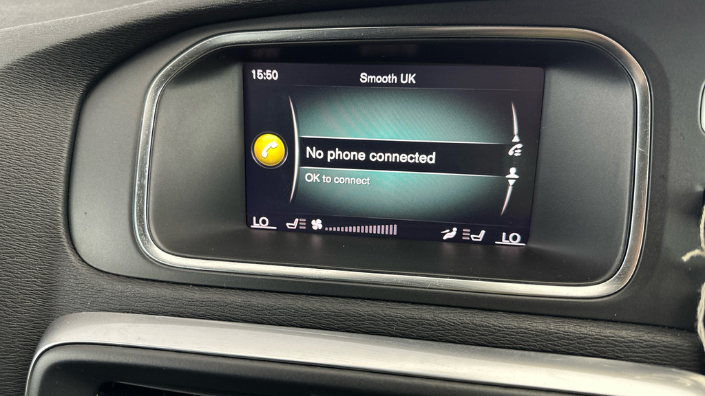 Volvo V40 T2 122 R Design Pro Blue #20