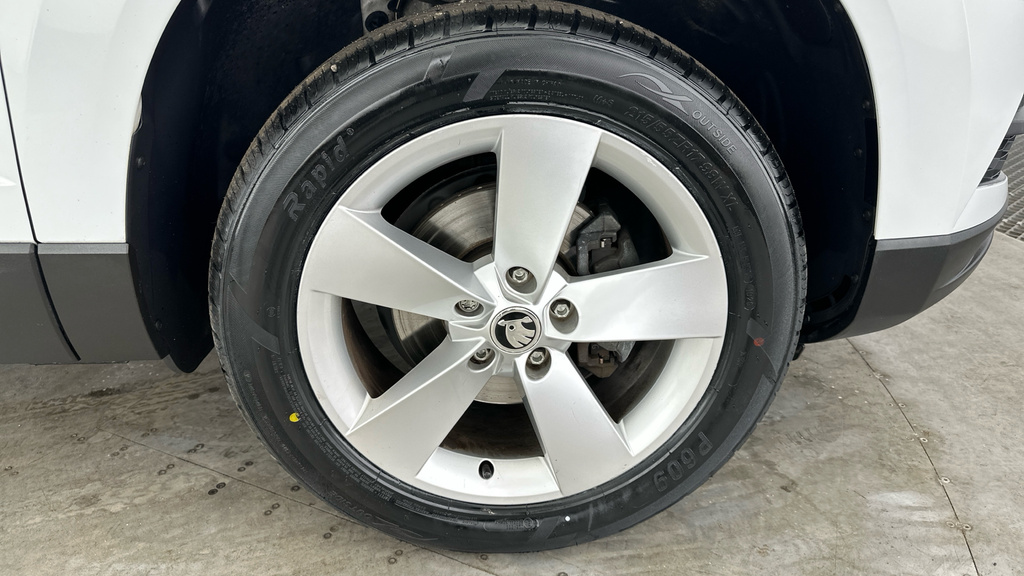 Skoda Karoq Suv Grey #28