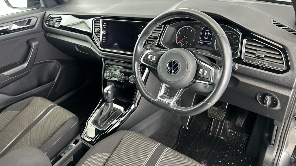 Volkswagen T-Roc Active Black #9