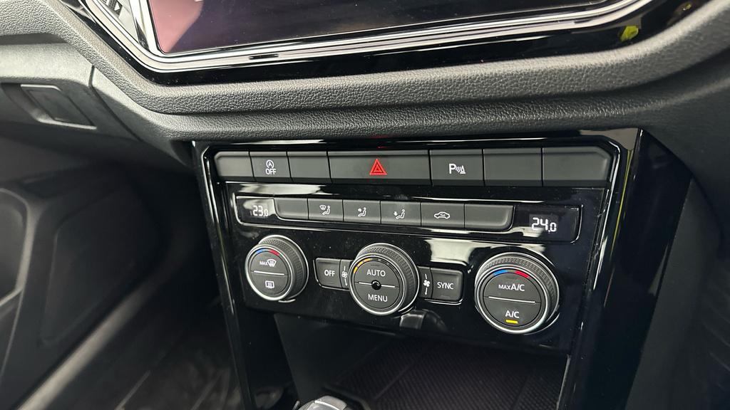 Volkswagen T-Roc Active Black #21