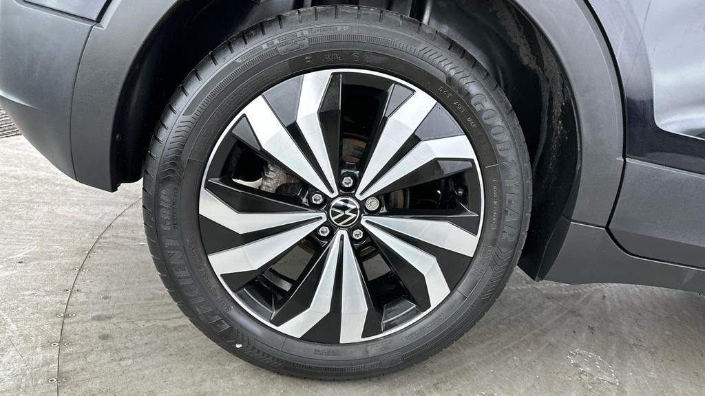 Volkswagen T-Cross 1L Se Silver #25